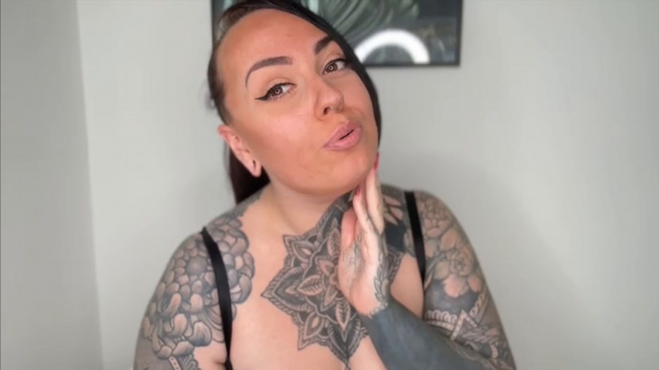 Mistress Valentina – Interactive Encouraged-Bi Training
